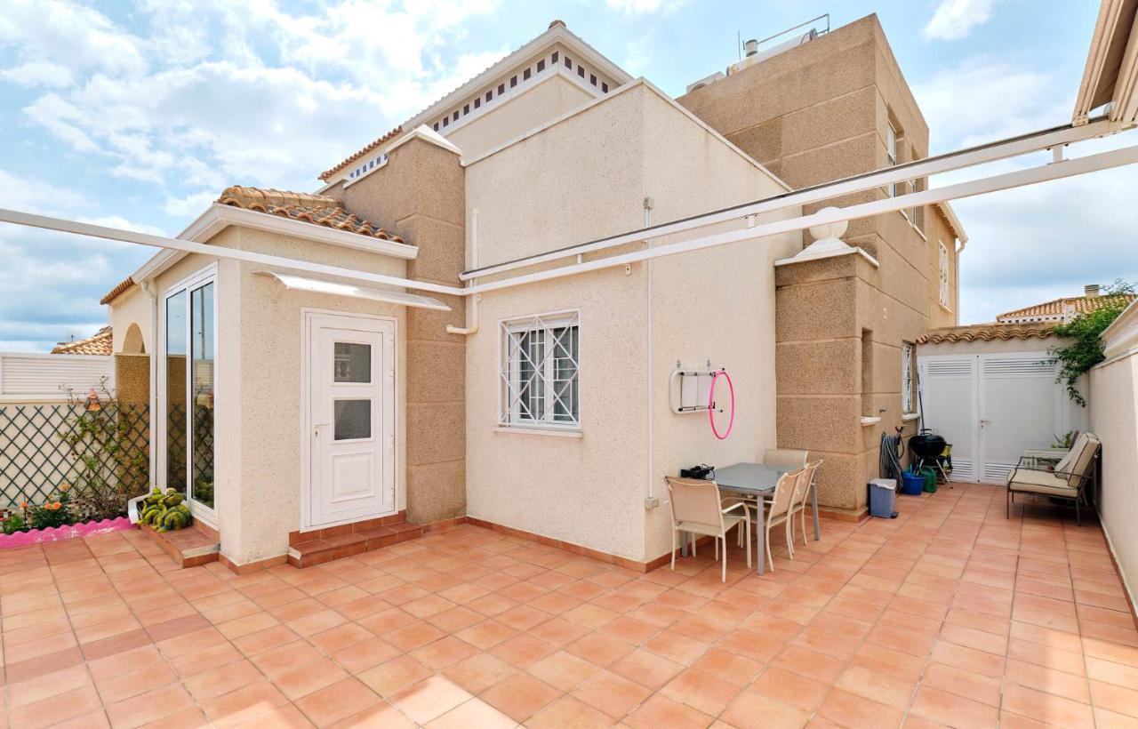 Sun & Beach Aguas Nuevas Torrevieja Exterior photo
