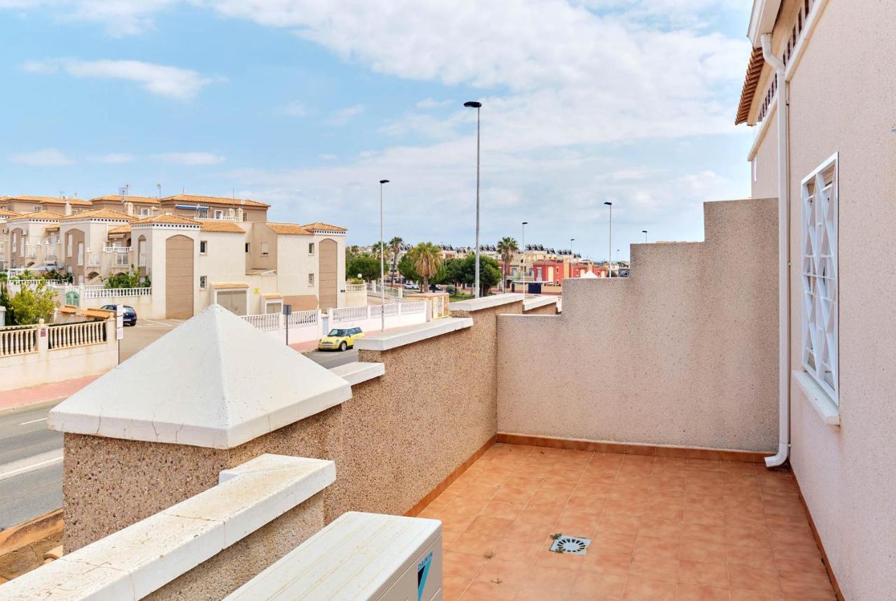 Sun & Beach Aguas Nuevas Torrevieja Exterior photo